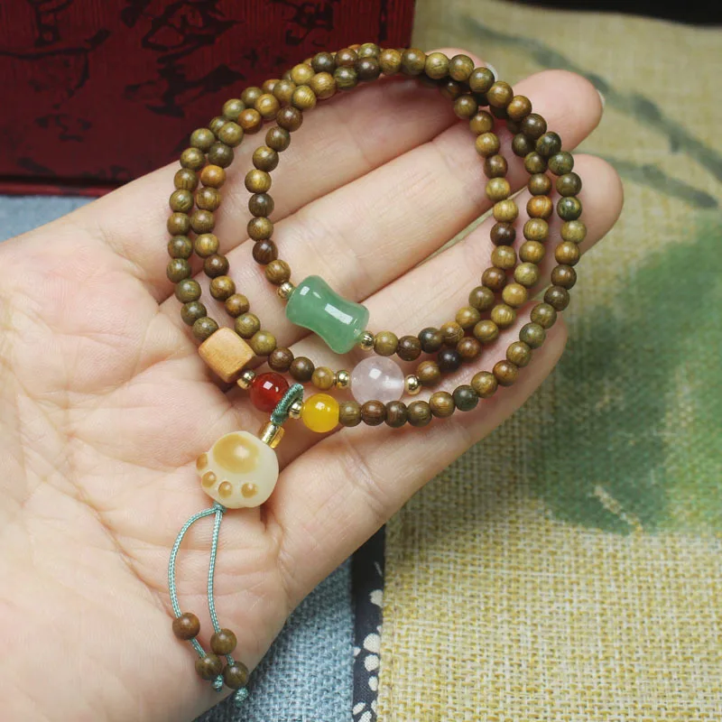

Green Sandalwood 4mm Multi-Loop Bracelet with Charred Cat Paw Pendant Zen Style Beads Jewelry for Women and Men Gifts