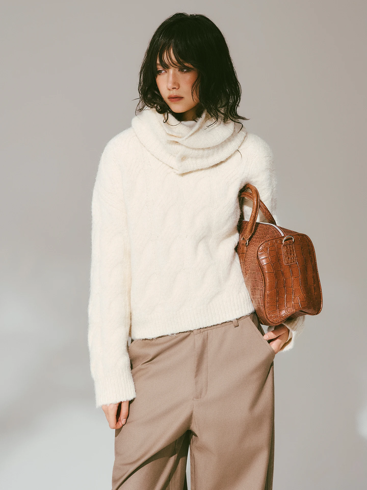 

USS Autumn Winter Women's Knitted Sweater Twist Loose Fit Overhead Vintage Sle Warm Netie Design Slimming Effect