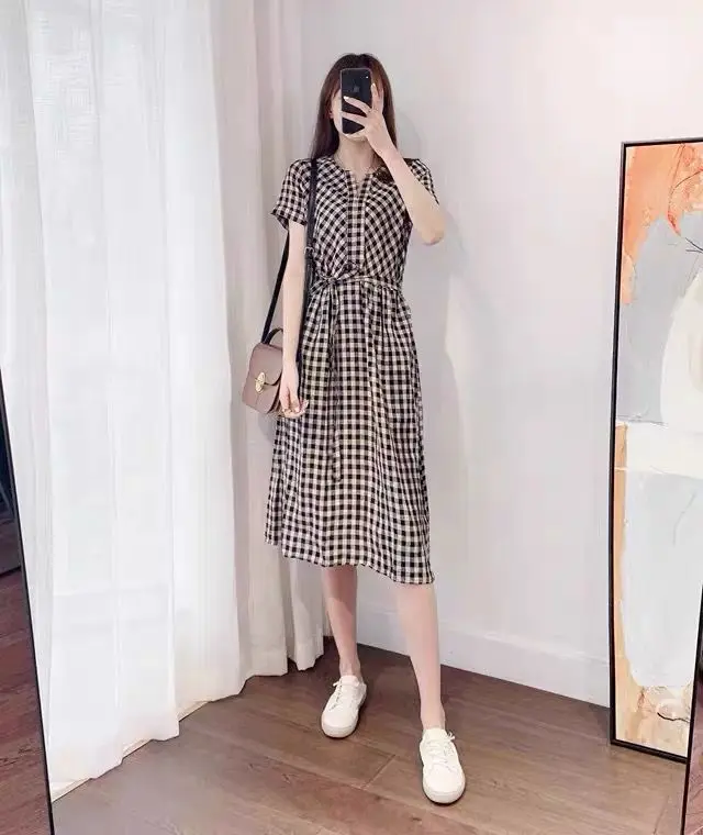 فستان نسائي فضفاض كبير الحجم بتصميم كوري صيفي بأكمام قصيرة وياقة مستديرة مع حزام خصر وتصميم مربعات #4