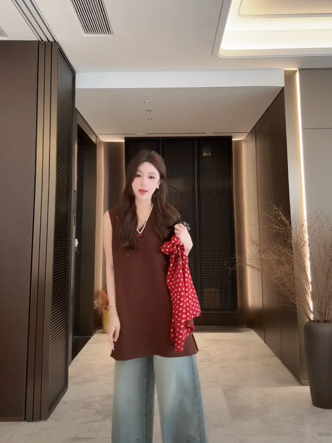 

Рекомендуемая летняя повседневная легкая свободная дышащая льняная футболка Bo Xue для женщин: комфортная, универсальная, средней длины...