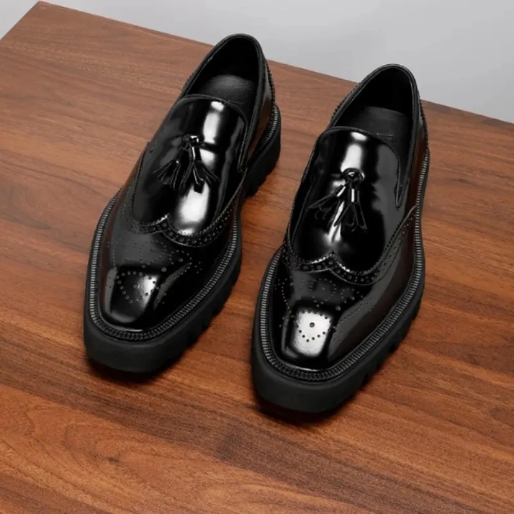 

2026 Mens Genuine Leather Loafers Summer Slip On Breathable Thick Sole Brogue Tassel Casual Dress Shoes