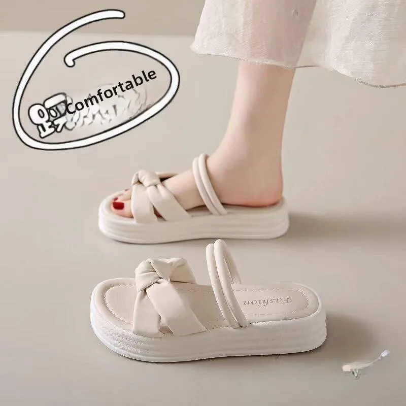 Ladies Fashionable Outdoor Slippers Soft Bottom Casual Bathing Versatile Summer Anti-Slip Slip-On Flat Heel PVC Bottom