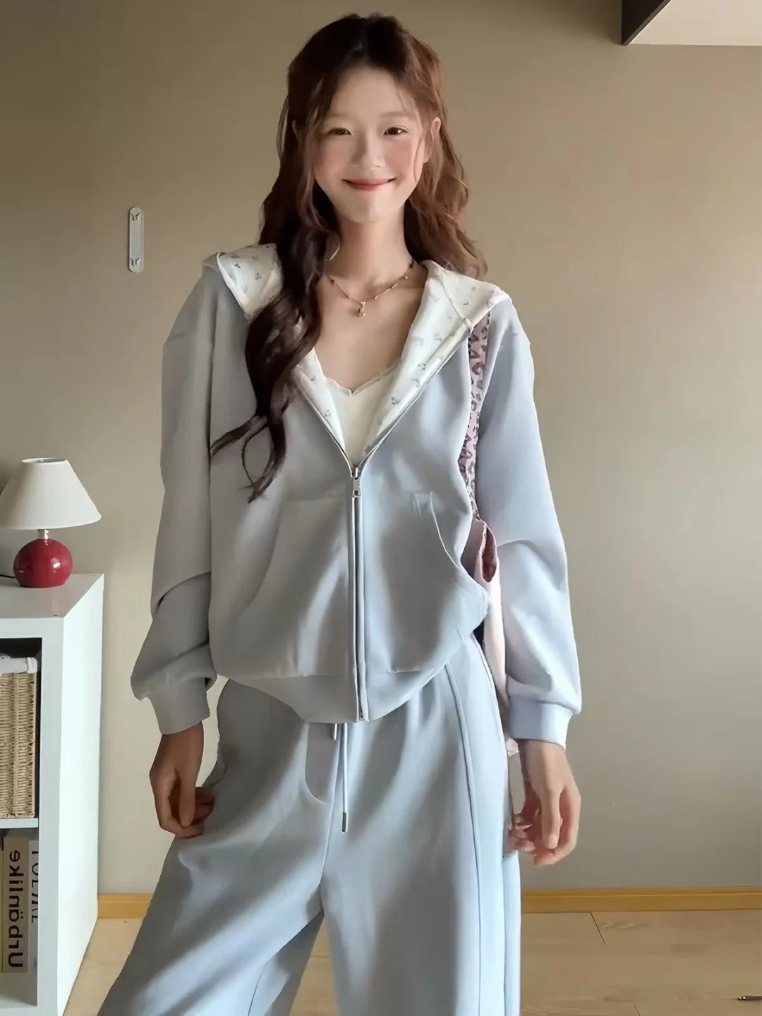 Loose Women's Blue Floral Print Hoodie Jacket Autumn Season Casual Style Zipper Design Comfortable Inner Material Outerwear