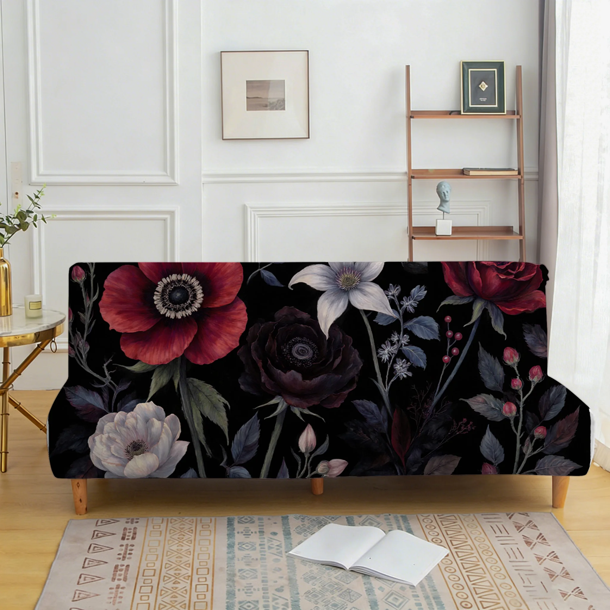 

Покрывало для дивана с рисунком темных роз, подходит для различных стилей домашнего декора, легко устанавливается, можно стирать в машине.