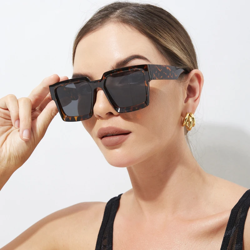 2 stücke Vintage Große Quadratische Sonnenbrille Männer Frauen Klassiker Marke Designer Grüne Sonnenbrille Unisex Ins Beliebte Shades Brillen UV400
