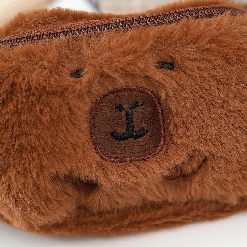 Рисунок 6 - Модная плюшевая поясная сумка с