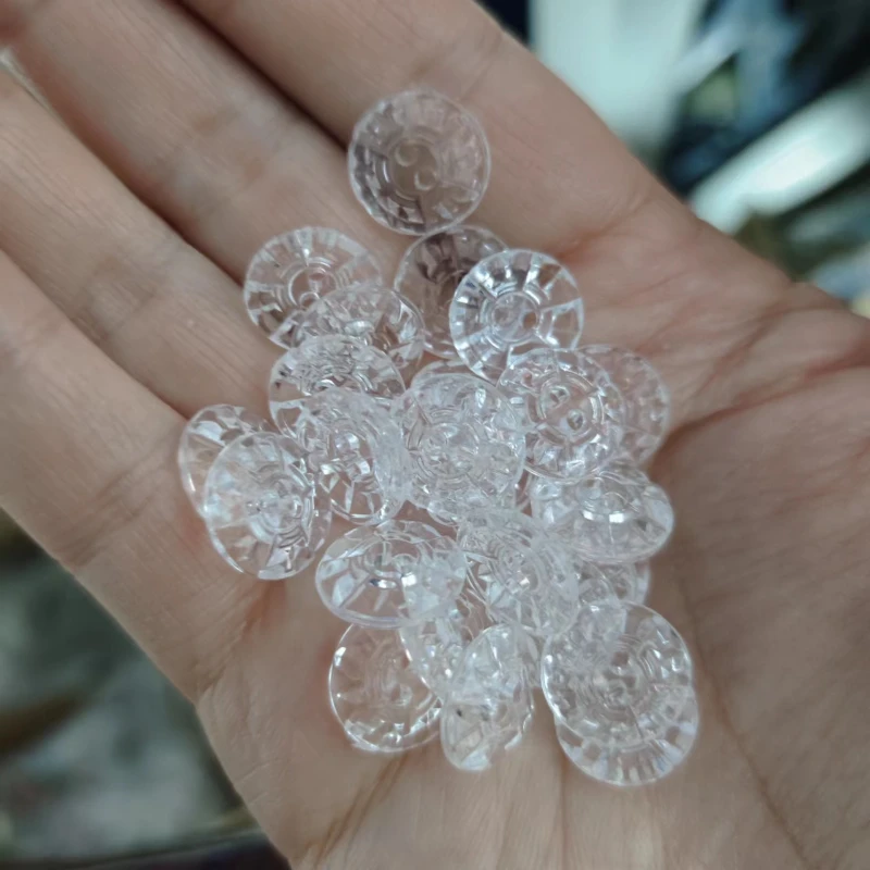 50pcs Resin 2 Holes buttons the wholesale Transparent color for the shirt the children\'s clothes 13mm B20423