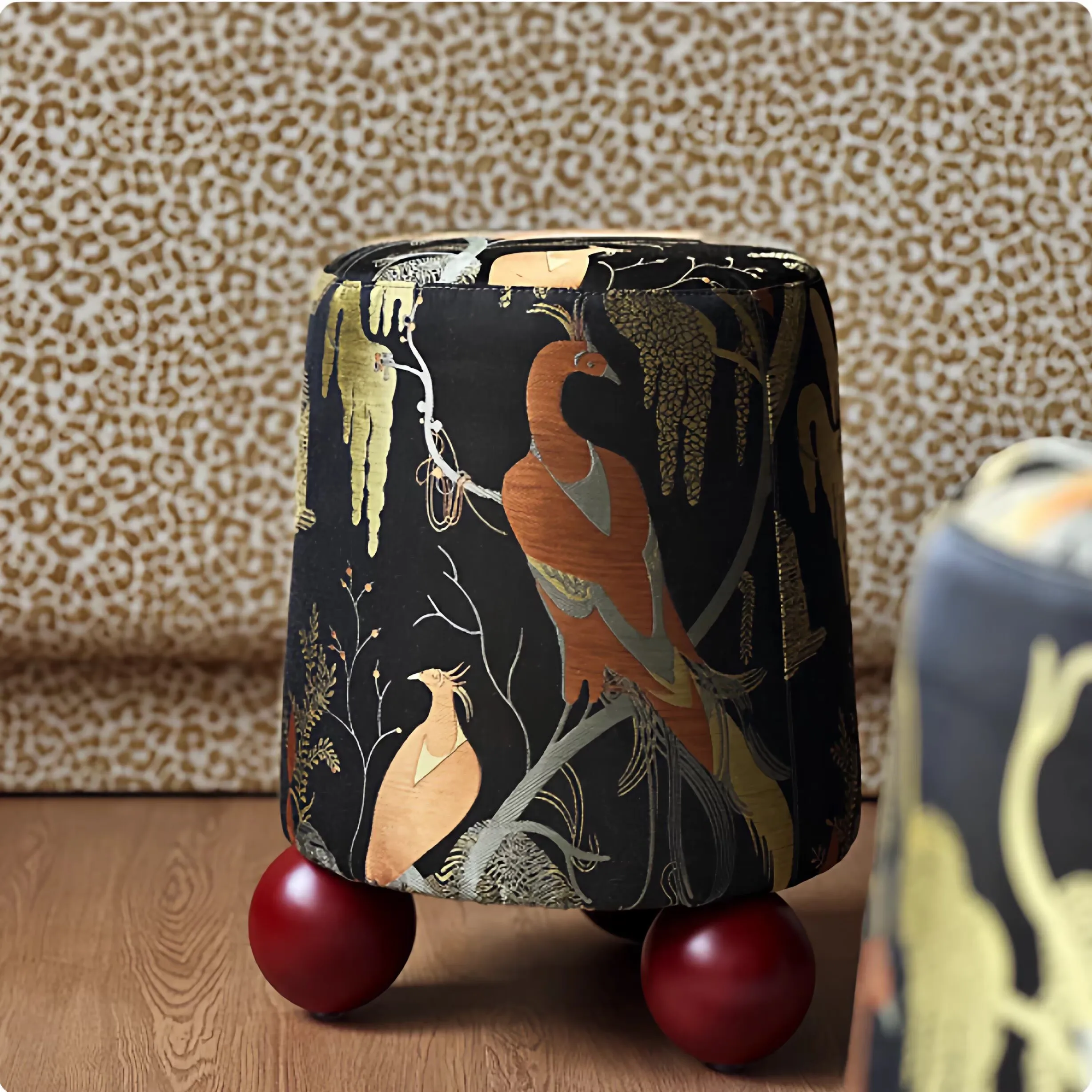 Shoe changing stool furniture French retro solid wood fabric seat cushion makeup stool fashionable low stool designer round stoo