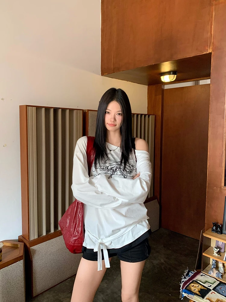 

Lumoder Women's White Long Sve T-irt Autumn Sle Casual Print Loose Fit Casual Wear oulder Length Design