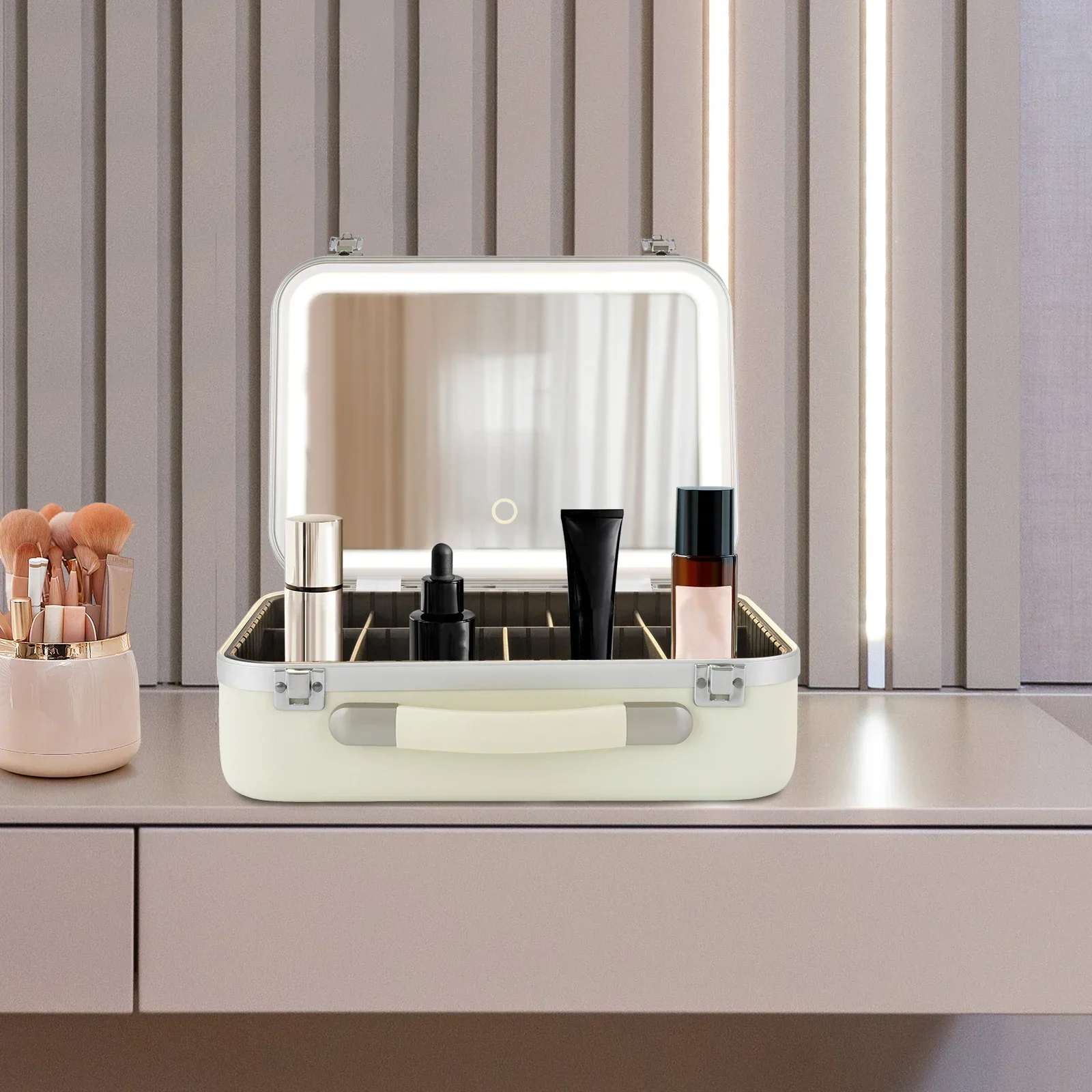 trousse-de-maquillage-avec-lumieres-led-et-miroir-–-boite-de-rangement-portable-de-grande-capacite-pour-organiser-les-essentiels-du-maquillage-pour-les-professionnels