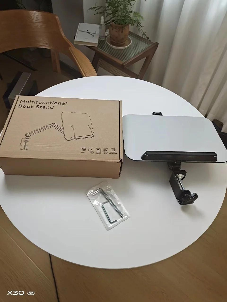 Desktop Book Stand for Reading with Cantilever Arm 360° Rotating and Foldable Aluminum-plastic Panel  to Adjust Angle and
