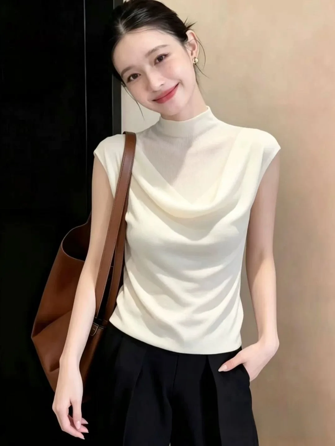 

Slim Fit Half High Collar Sleeveless Knitted Top Women's Summer New Style Simple Design Fashionable Thinming Effect Upper Body