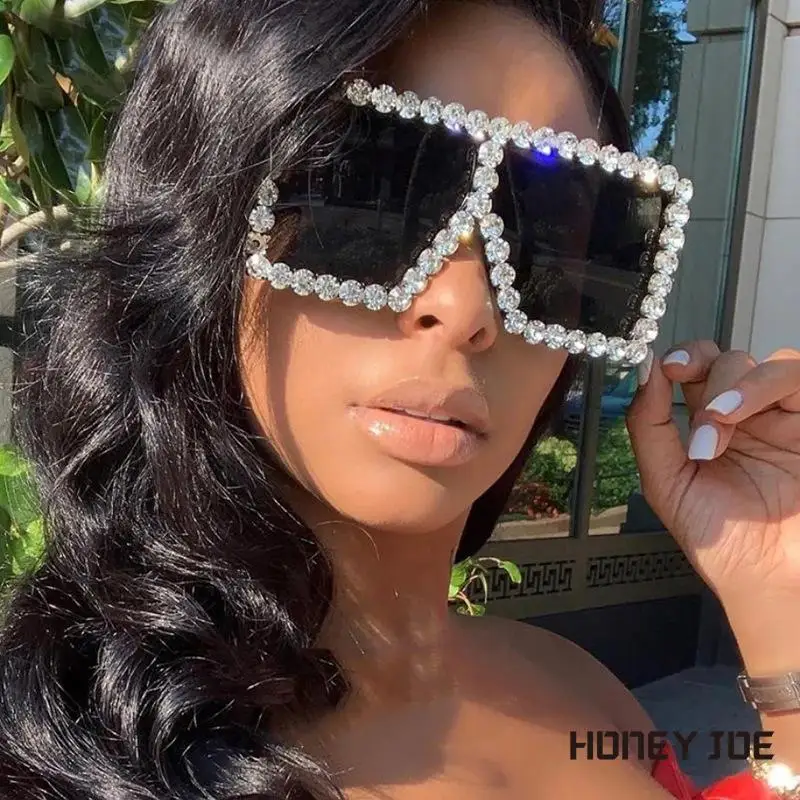 Diamond Studded Oversized Sunglasses for Women Fashion Ladies Sun Glasses Punk Big Square Outdoor Shopping Holiday Beach UV400