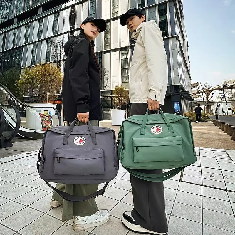 トラベルバッグ 30L トートバッグ 大容量 フィットネス 多機能 防水 トラベル ラップトップバッグ