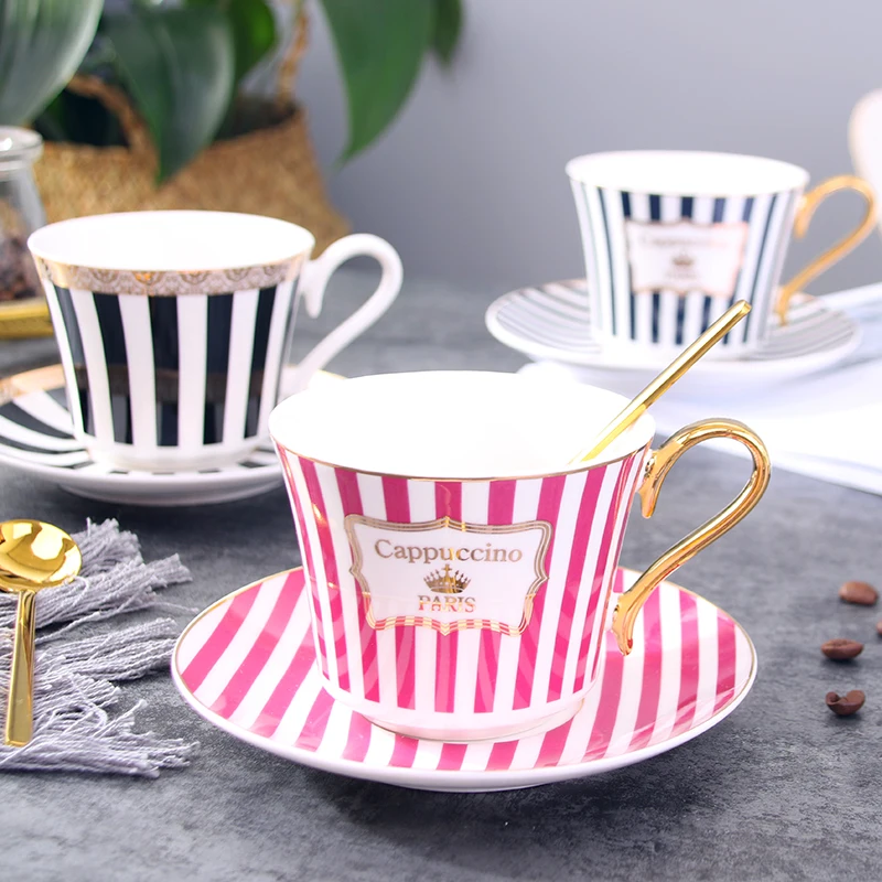 Concise Stripe Bone China Coffee Cup Saucer With Gold Spoon Elegant Ceramic Paris Tea Cup 225ml Porcelain Teacup Cafe Drinkware