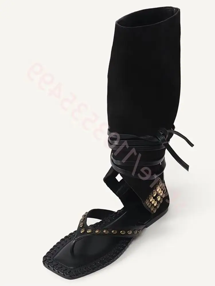 2025 Black Retro Rivet Clip-Toe Flat Calf Boots Autumn Bohemian Style Sexy Women's Sandals with Strap Catwalk Ready Model