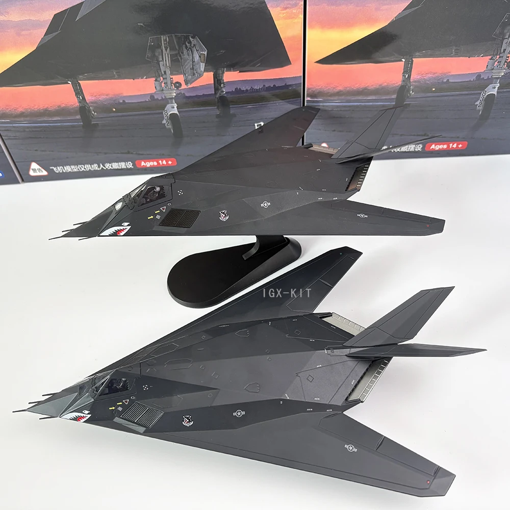 

1/72 F117 Attack Aircraft Shark Painting Metal Military Model Diecast Plane Aircraft Airplane Model Toy Children Collection Gift