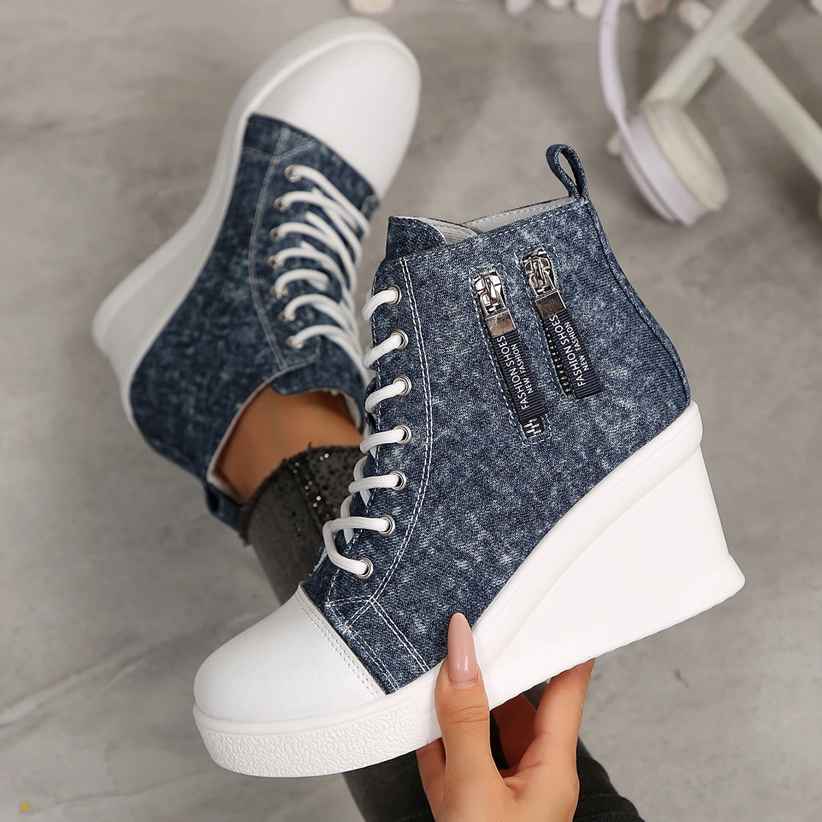 

Женская парусиновая обувь, увеличивающая рост, женские сезонные повседневные ботильоны на толстой подошве, удобные универсальные женские кроссовки