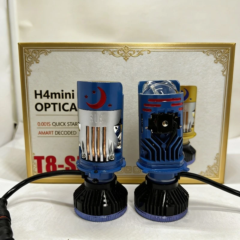 

Новый T8-SU8 лазерный светодиод с двумя прямыми лучами и двумя объективами, четыре медных трубки H4, встроенный двигатель с высоким и низким встроенным двигателем, чашка с двойной лампой