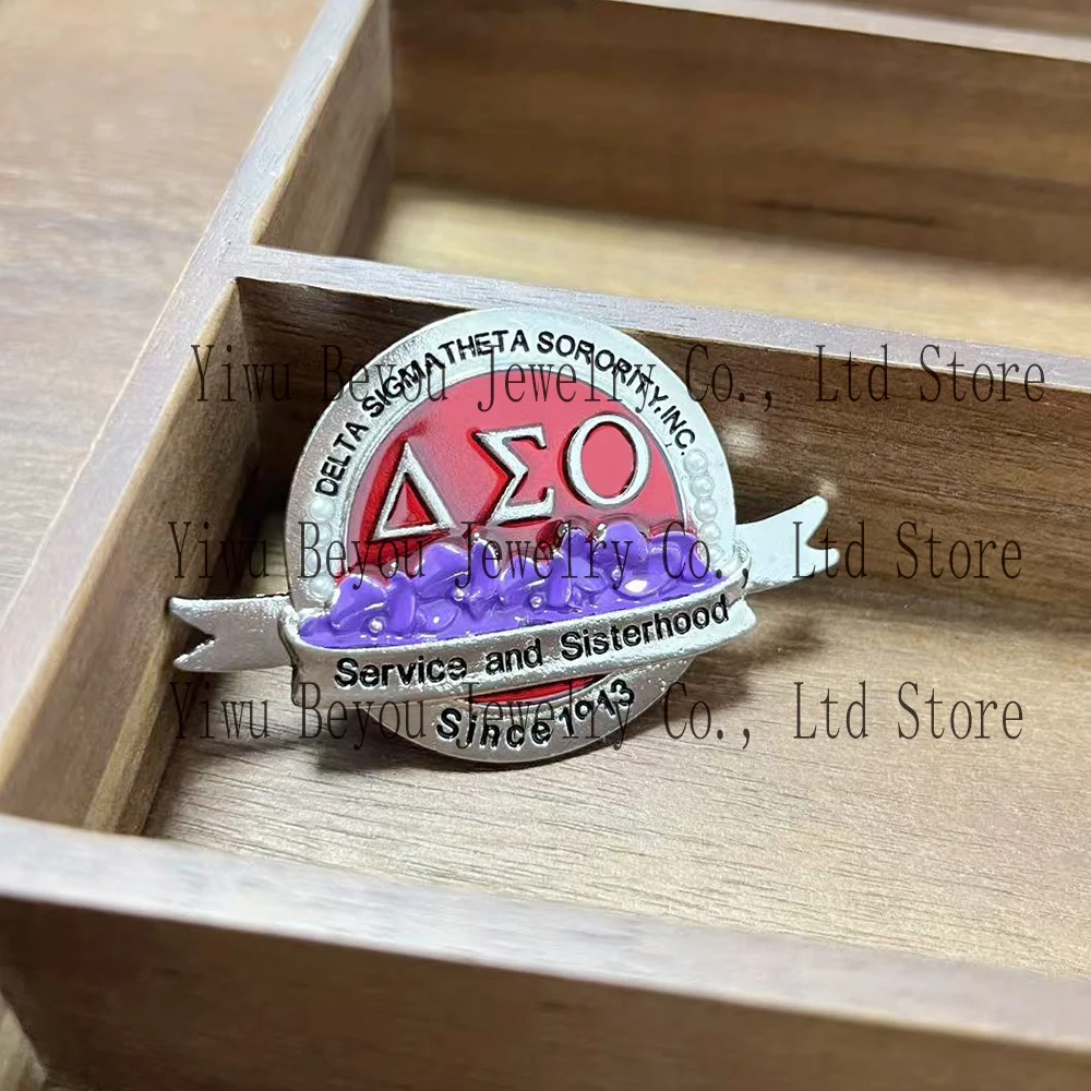 Delta Greek Letter Round Violet Sisters Brooch