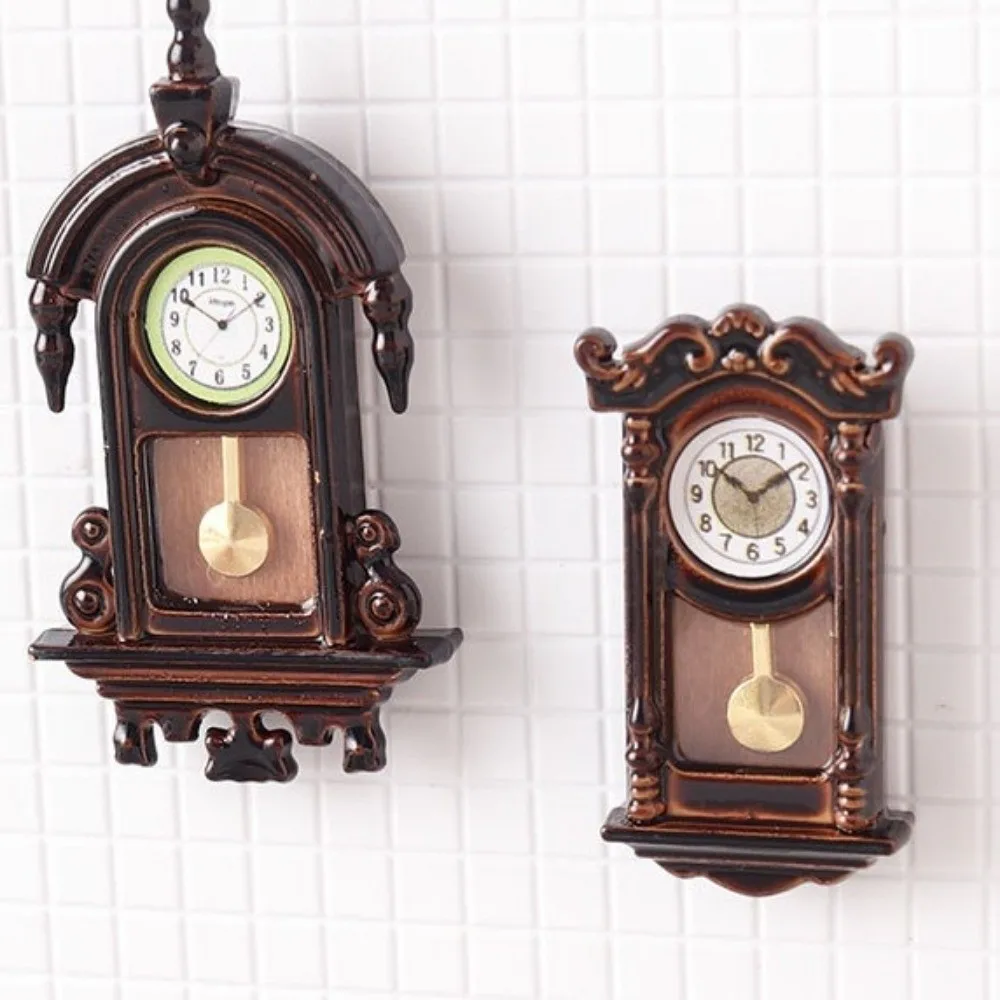 1/12th Scale Doll House Wall Clock Retro Classic Wall Clock Model Micro Scene Simulation Dollhouse Miniatures Living Room Decor