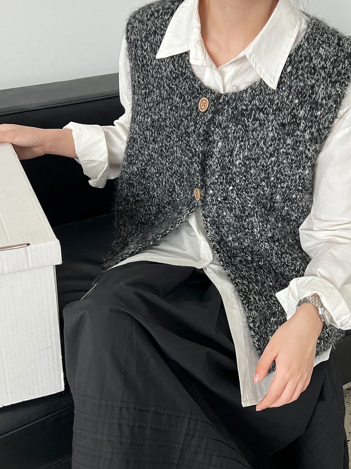 

French Vest Exceptionally Soft Cashmere-Like Vest Layered Sleeveless Oversized Waistcoat Casual Comfortable Open Cardigan