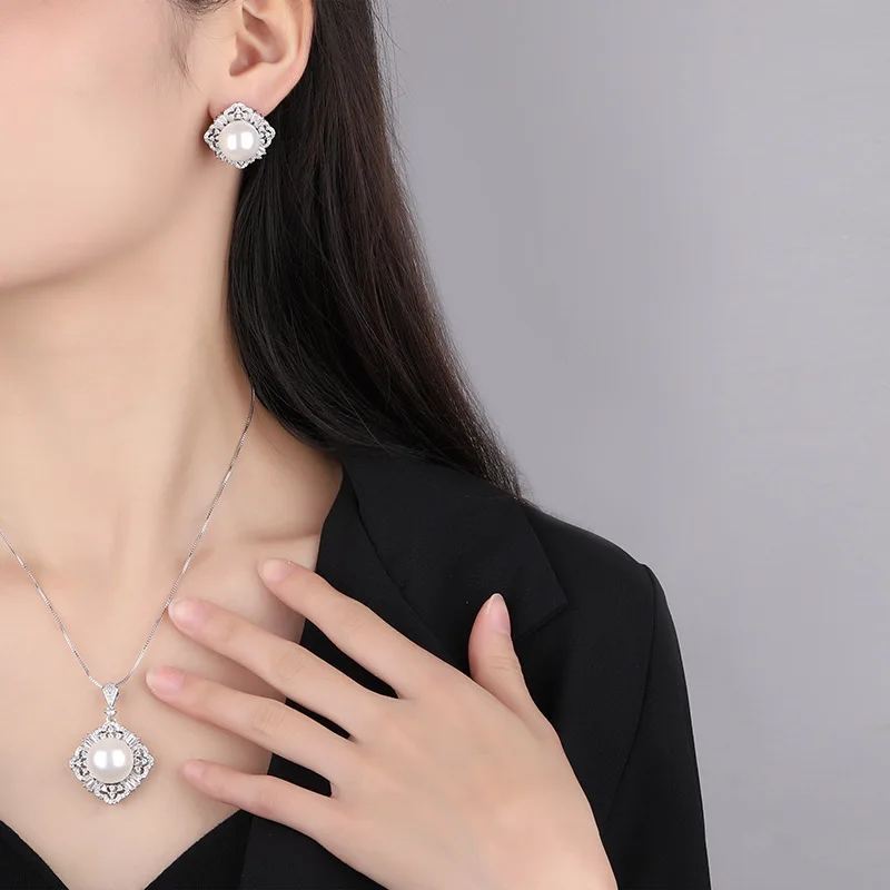 Jewelry Gold-Plated Inlaid Fritillary Diamond Luxurious Style White Pearl Suit 14mm 16mm