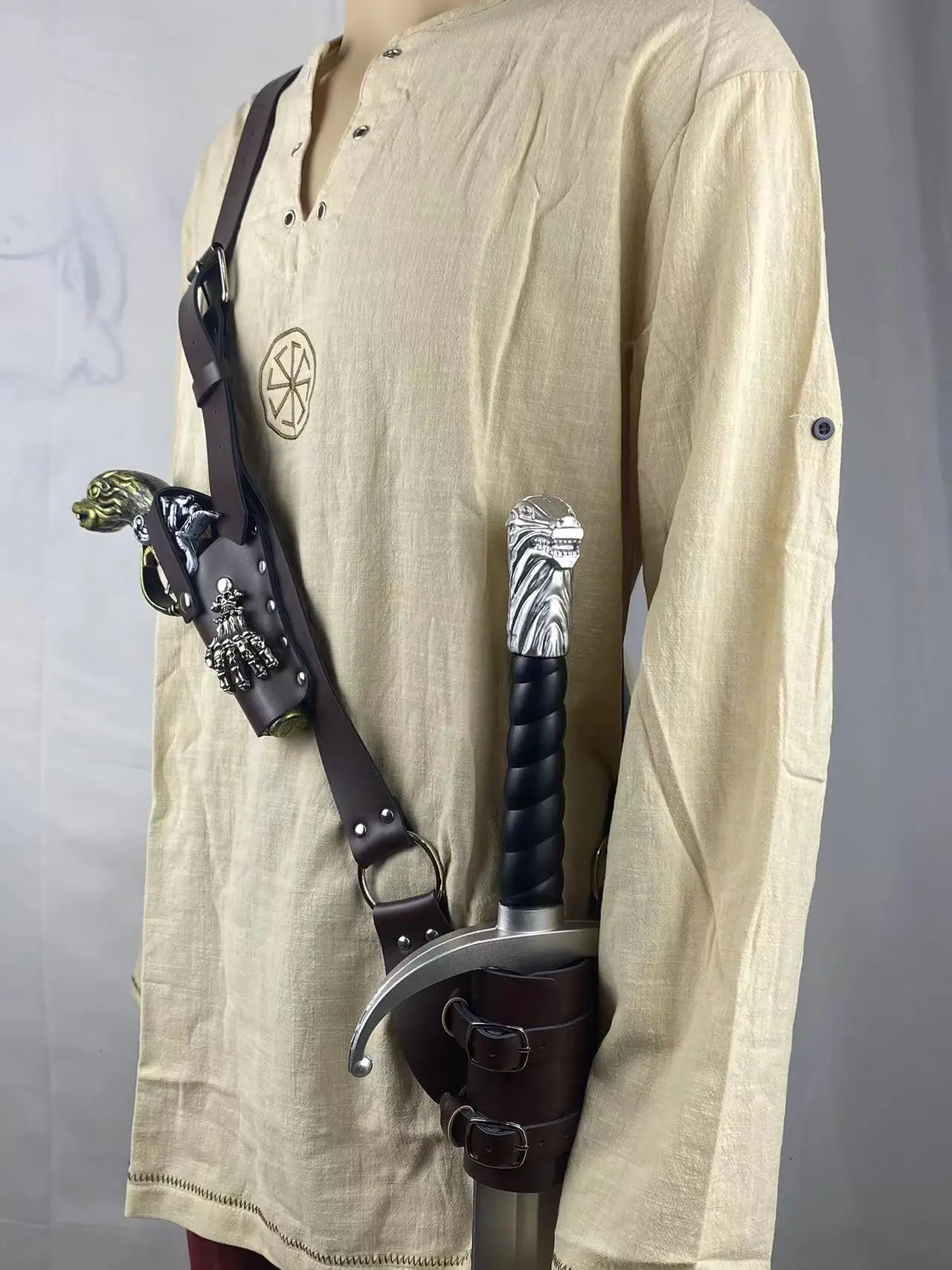 Schultergurt, verstellbar, Schwert, Pistolenhalter, Scheide, Scheide, Frosch, Lederrüstung, Pirat, Halloween, Kostüm, Rapier, mittelalterliches Holster – Detail 2