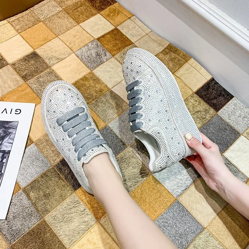 Merk Vrouwen Sneakers Steentjes Glanzende Kristallen Casual Schoenen Voor Heren Platform Comfort Gevulkaniseerde Schoenen Luxe Vrouwen Sportschoenen