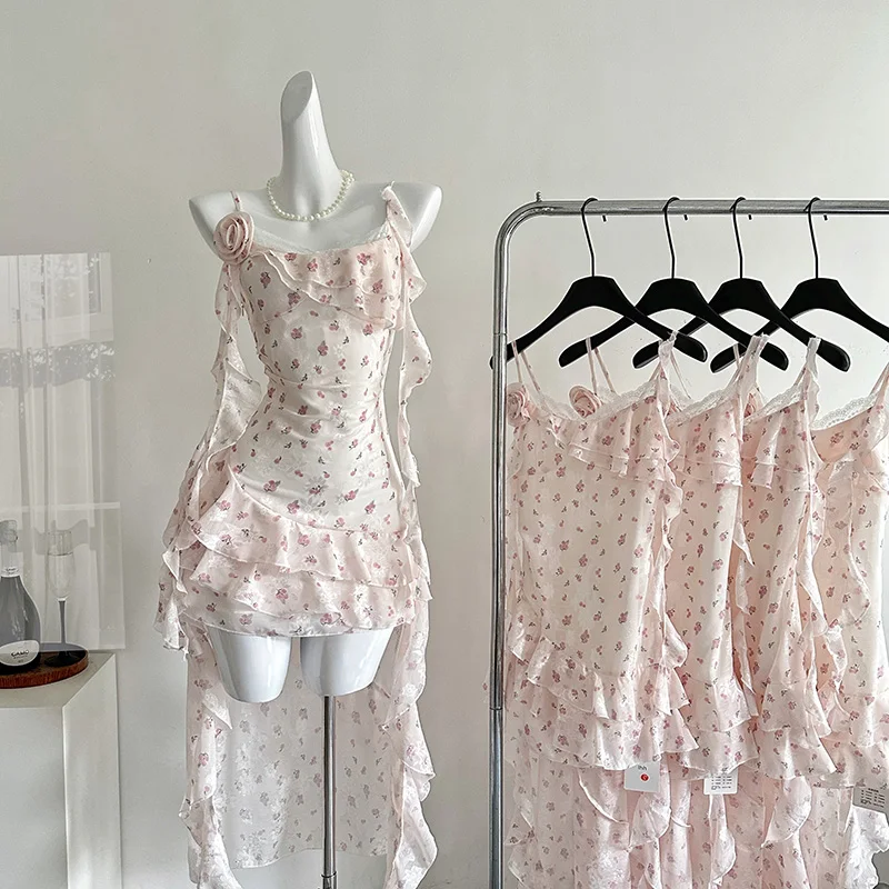 

Sweet Floral Dress 2025 Summer New Korean-Style High Waist Slim Dresses Women Fashion Design Sense Niche Suspender Dress