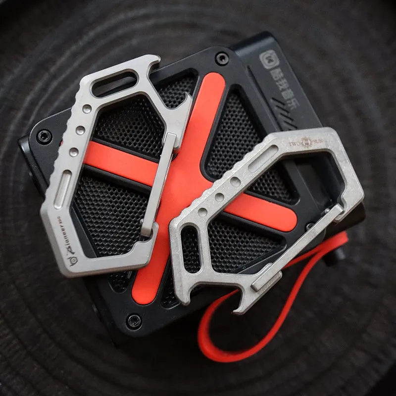Titanium Alloy Keychain Outdoor Climbing Buckle Multifunctional Bottle Opener Car Backpack D Button Buckle Tool