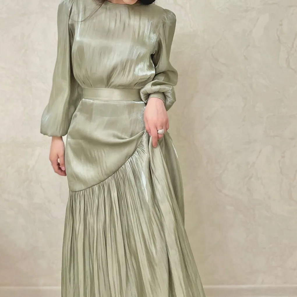 2024 Herbst neue charmante Frauen Kleid Temperament High-End-Falten lange Ärmel runden Kragen sexy Dame Party kleider