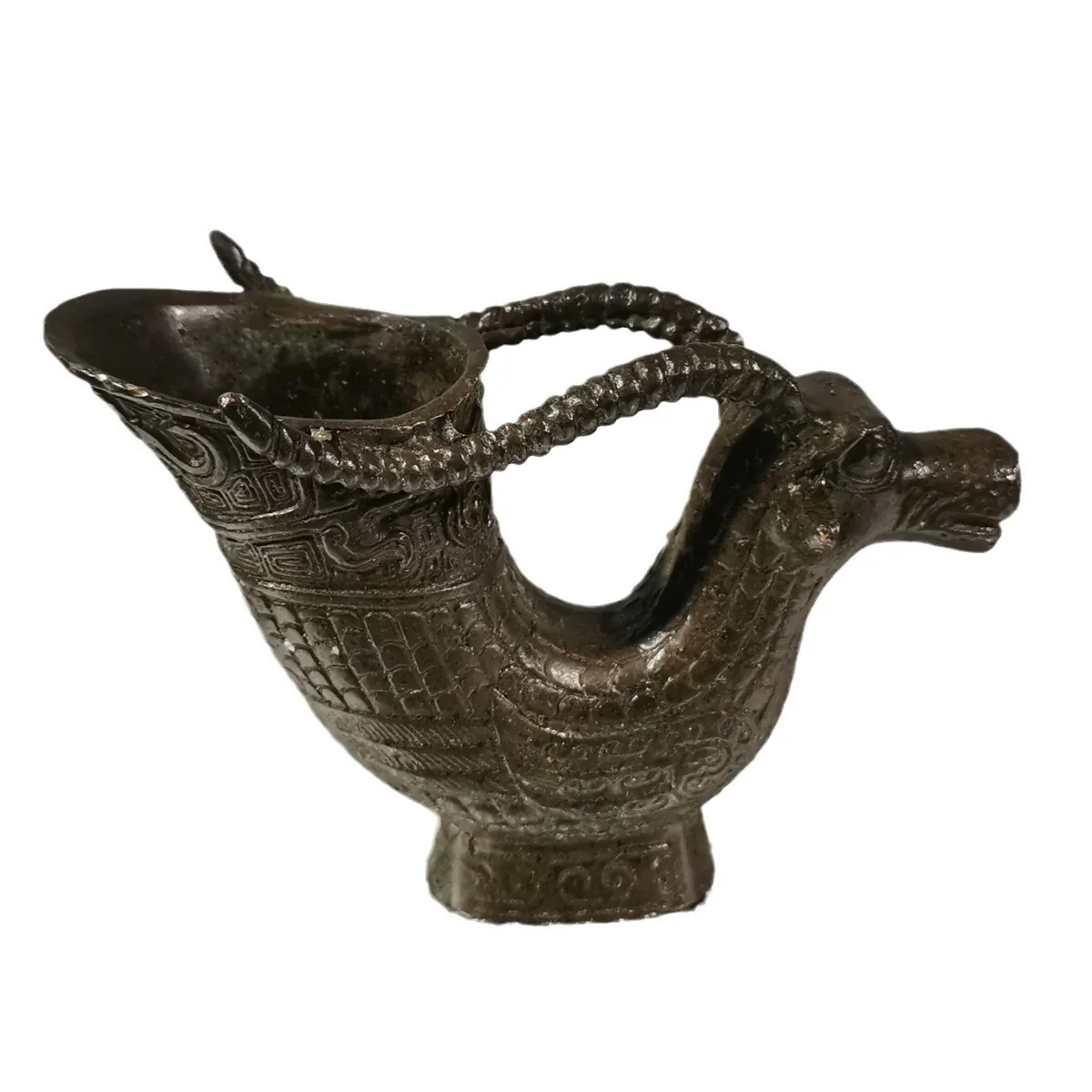 

Croissant wine jazz cup decoration copper silver plating sheep head bottle wine cup film and television props animal sculpture