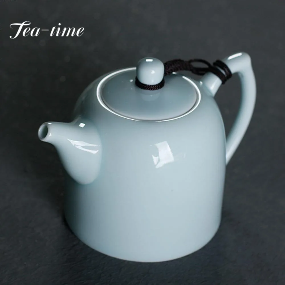 220ml Japanese Celadon Porcelain Teapot Boutique Small Pot Household Tea Making Kettle with Ball Hole Kung Fu Teaset Decoration