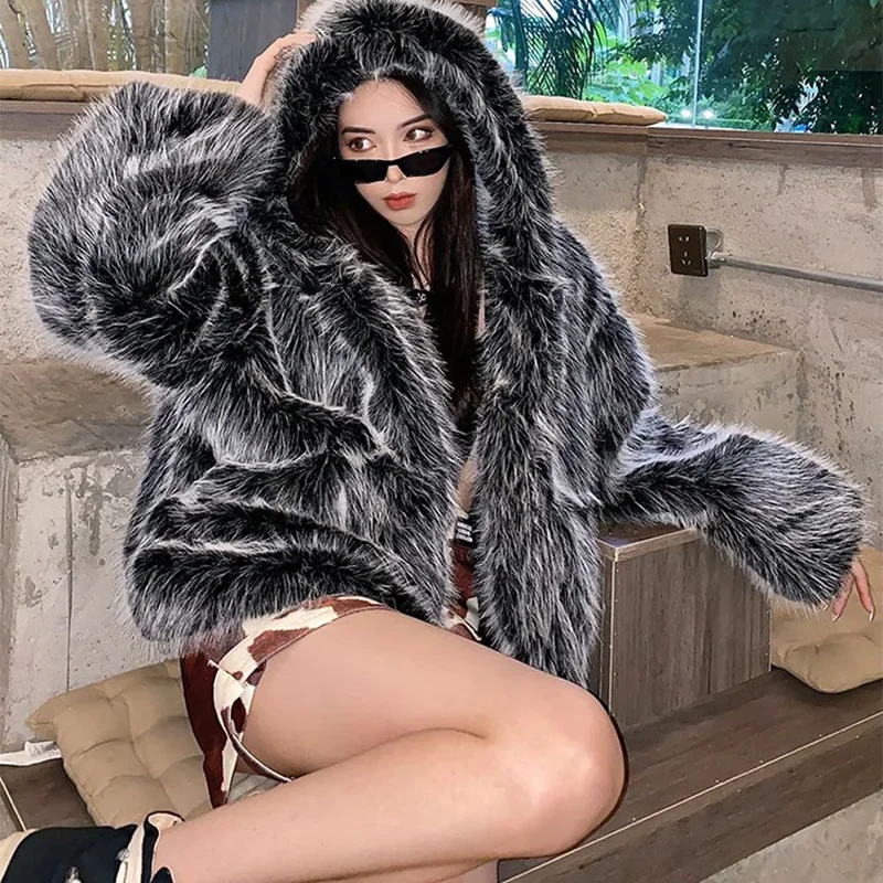 Fur Coat The New Thicken Middle-aged Female Fox Collar Keep Warm Overcoat Long Faux Fur Coat Coats and Jackets Women