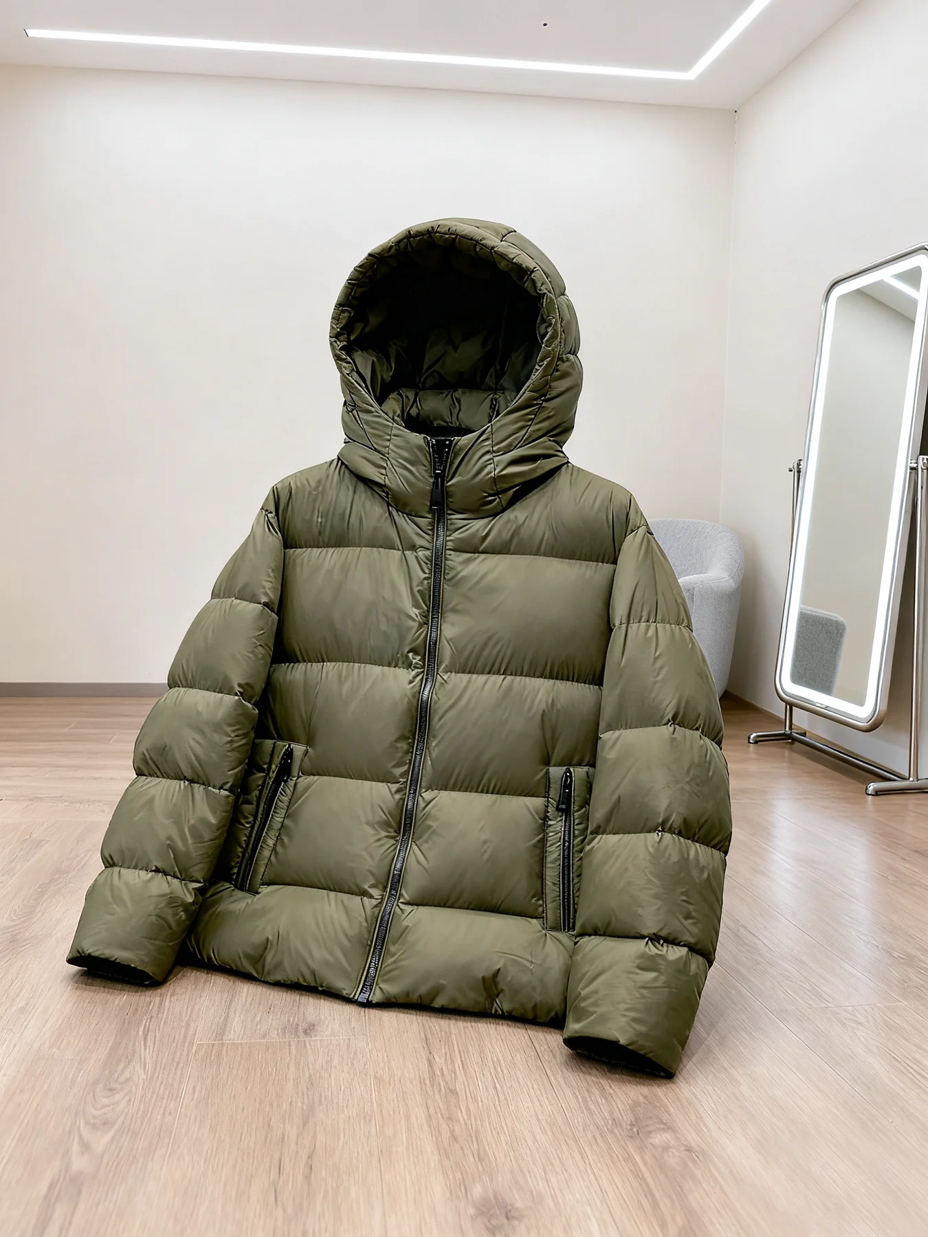 Mastering the Elements: A Deep Dive into the Ultimate Windproof Waterproof Down Jacket for Men