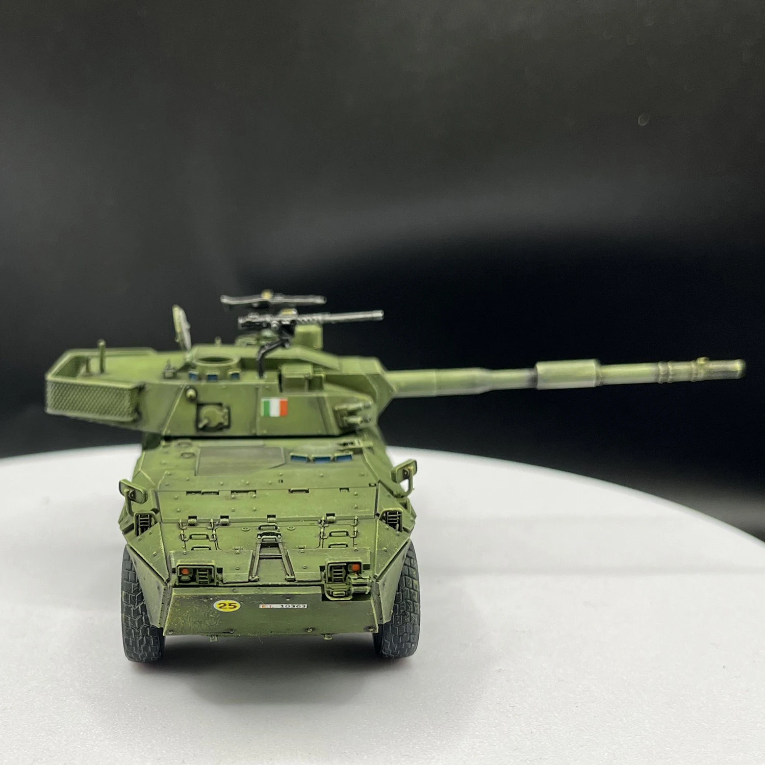 AM 1:72 Scale Resin Centaur Wheeled Tank Toys Cars Model 120mm/L45 Classics Nostalgia Collection Gifts Souvenir Static Display