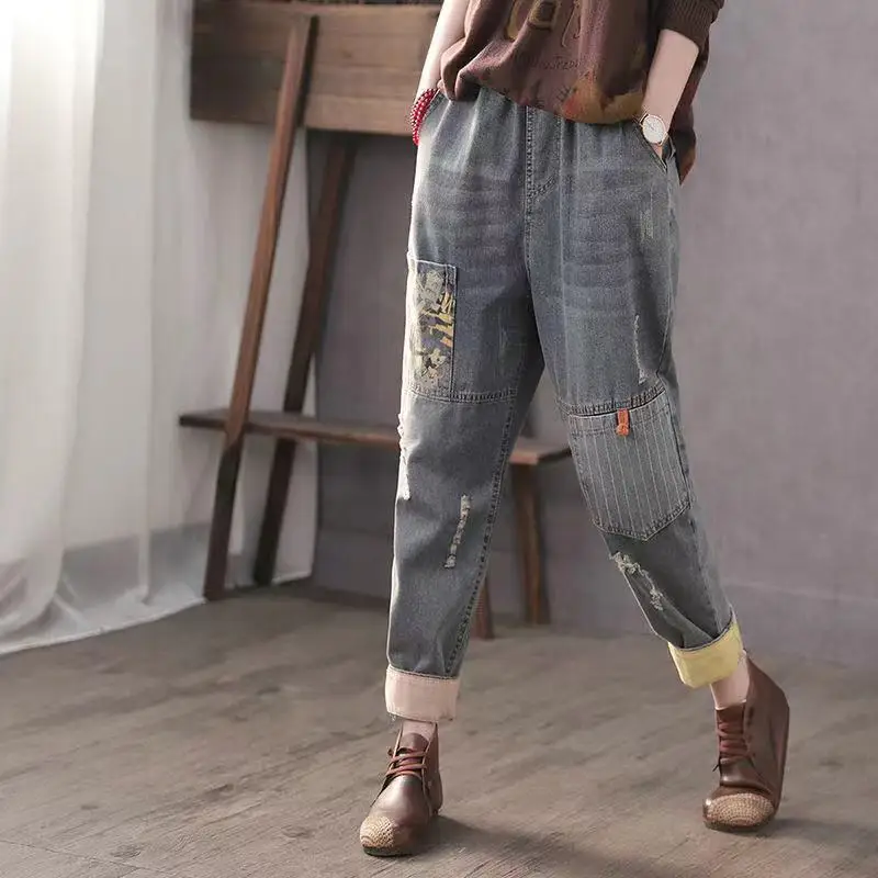 

Women Vintage Embroidered Jeans Ethnic Boho Style Loose Fit Ripped Denim Pants Distressed Applique Harem Trousers Elastic Waist
