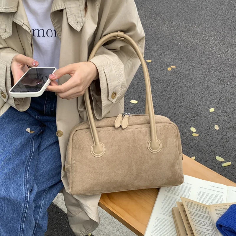 

2026 New Retro Suede Large-capacity Handbag, A Fashionable and Versatile Commuter Single-shoulder Boston Pillow Bag for Women
