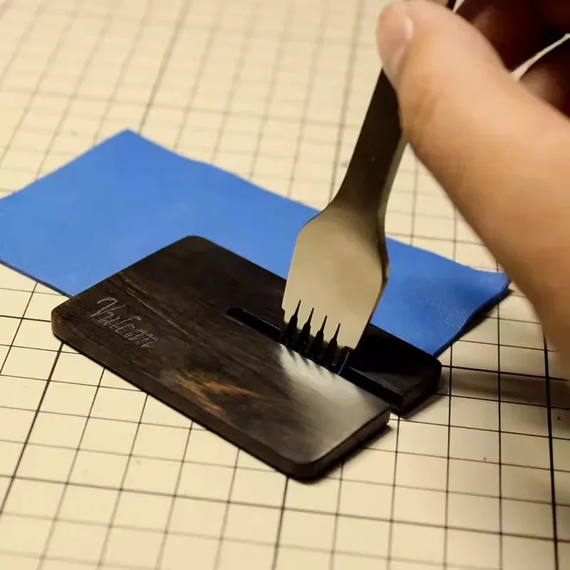 

Vulcan Leather Stamping And Drawing Tool, DIY Handmade Leather Art Stamping Auxiliary Tool Made Of Purple Sandalwood Material