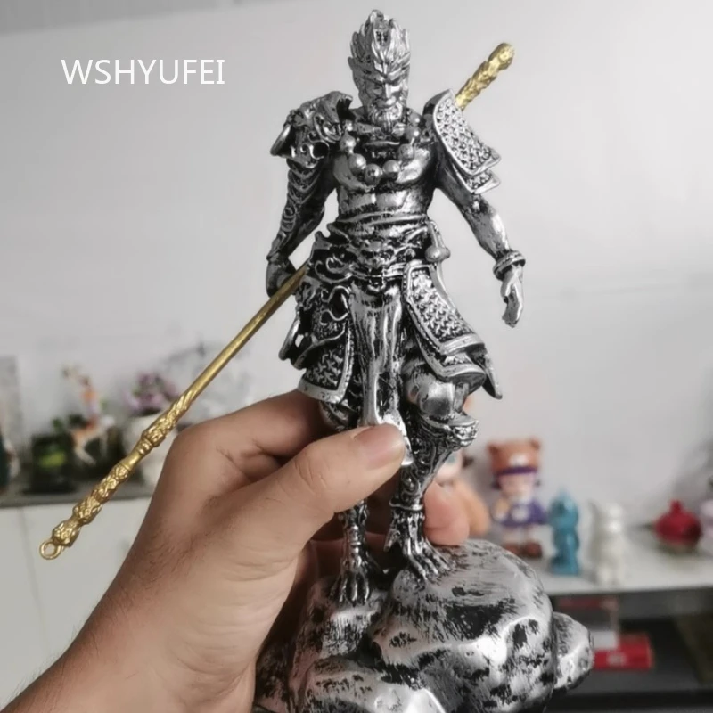 Monkey King Ornament Great Sage Equalling Heaven Figure Living Room Office Study Decoration Resin Crafts Birthday Gift Figurines