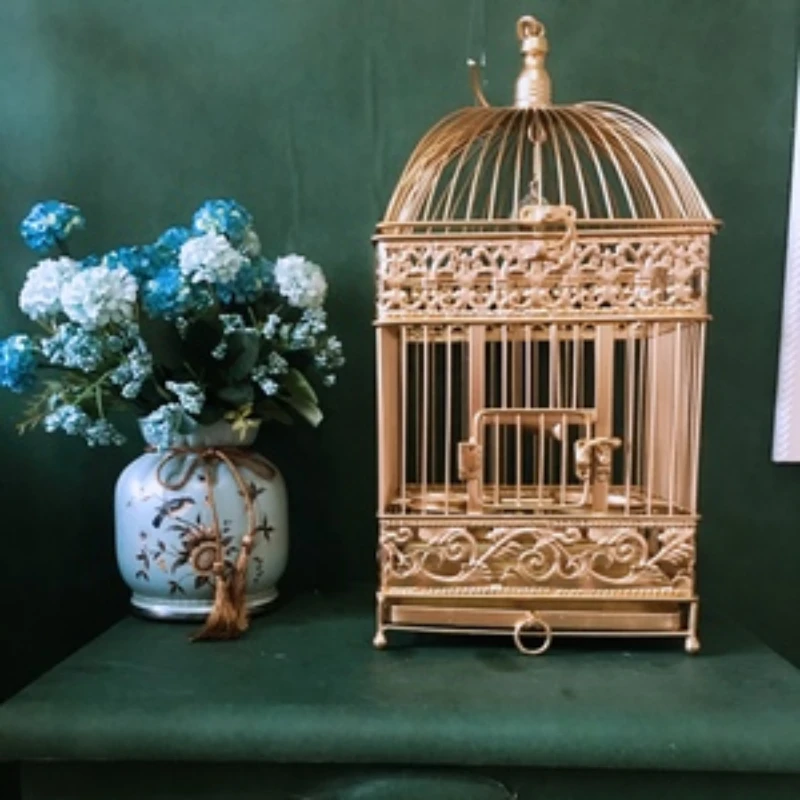 Nordic Luxury Metal Bird Cages Parrot Decoration Outdoors Portable Bird Cages Budgie Breeding Cage Oiseau Birds Supplies WZ50BC