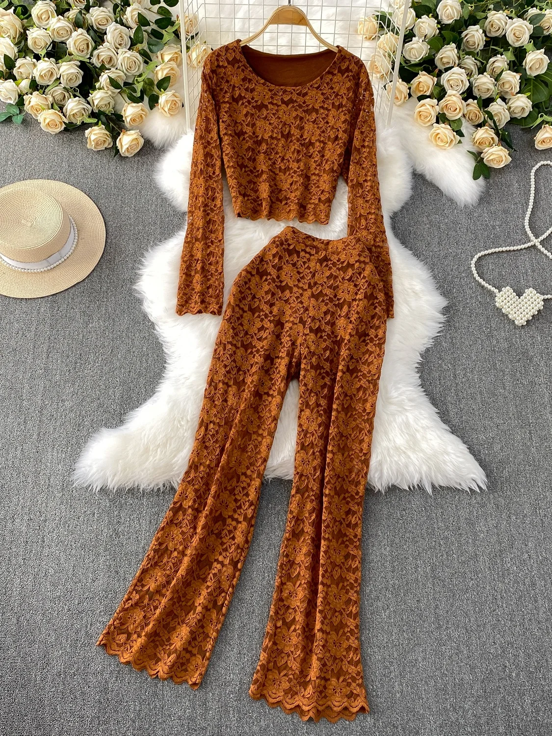 Ele Lace ort Crop Top Long Sve Set dimagrante da donna Pantaloni a gamba larga a vita alta Set da due pezzi Abbigliamento casual alla moda