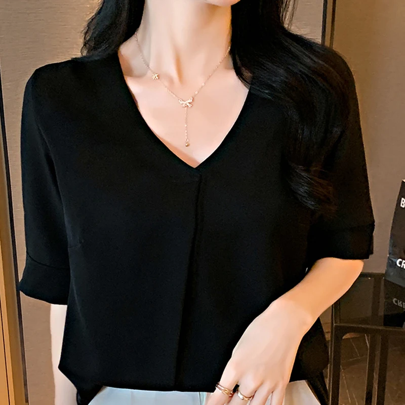 Women Tops and Blouse V-neck Black Short-sleeved Shirt Female Clothing Simple Ladies Tops Chiffon Casual Shirts Pullover Blouses