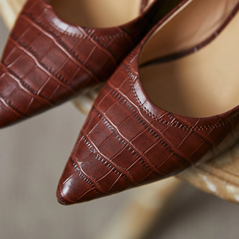 Damskie nowe wiosenne i jesienne Vintage Pointy Snake Pattern Genuine Leather Cowhide Mid Heel Large Work Single Shoes