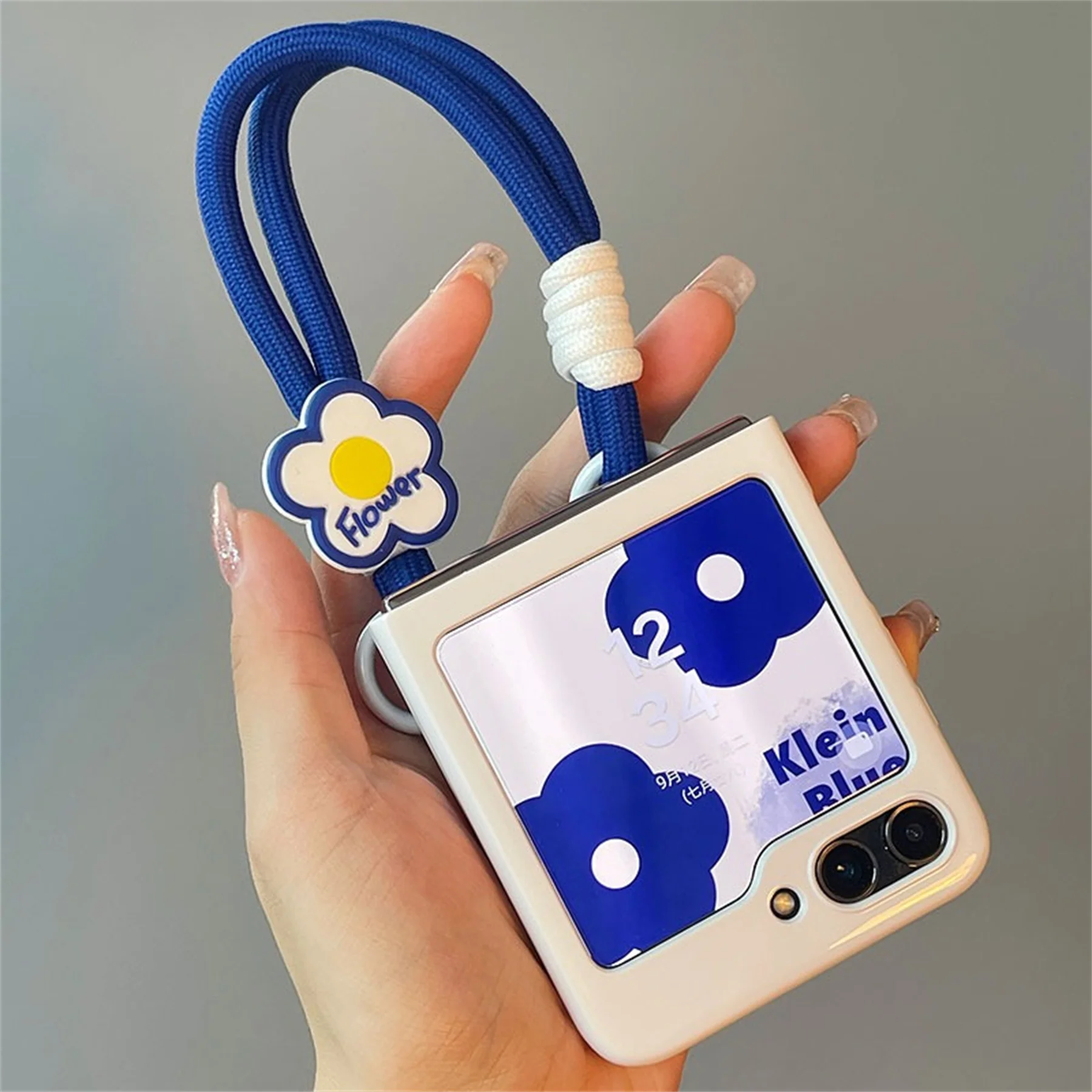 

Ins Корейский портативный белый чехол с милым цветком для Samsung Galaxy Z Flip7 Zflip6 Z Flip5 Flip4 Flip5 Flip3 Flip7fe Задняя крышка