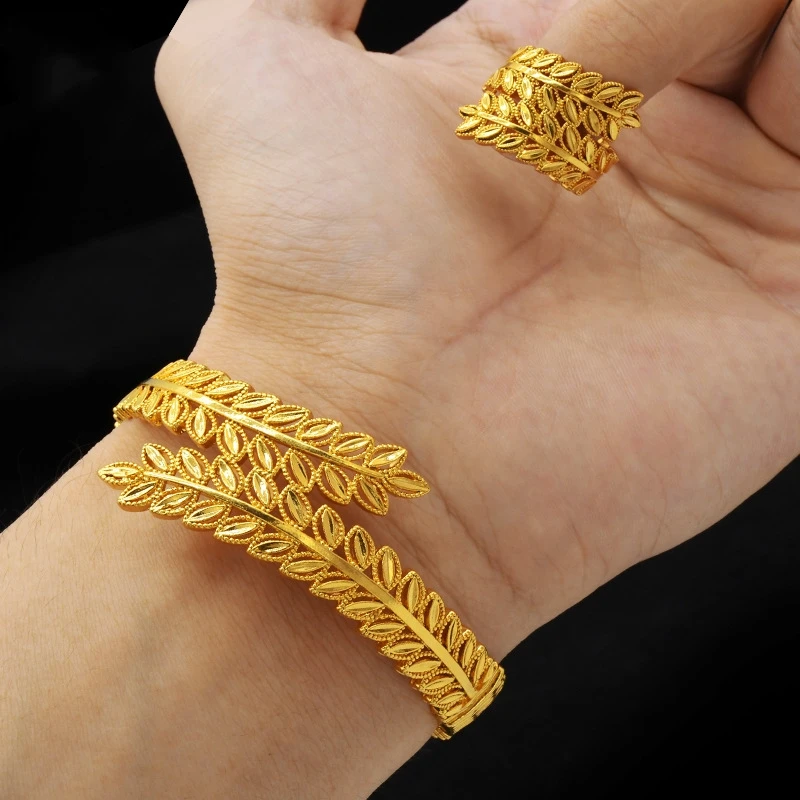 Set di gioielli Color oro per le donne Wide Weaver Cuff Bangles bracciale Ring 2 pezzi Set accessori alla moda regali di nozze Bijoux