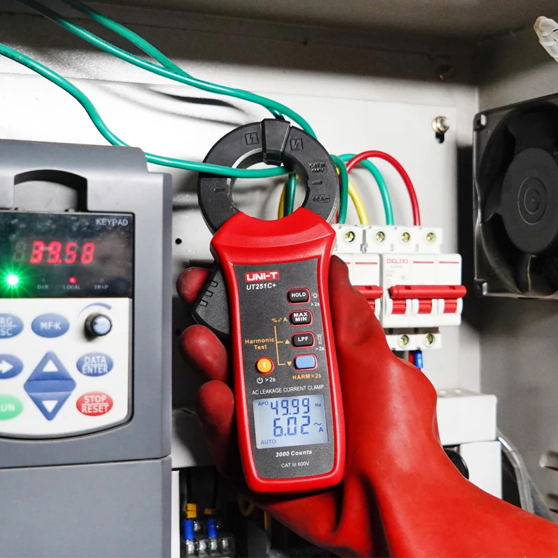 UNI-T UT251C+ Hochpräzise 60A AC-Leckstromklemme; Öffnungsgröße 40 mm/Bluetooth-App/Harmonische Analyse/LPF