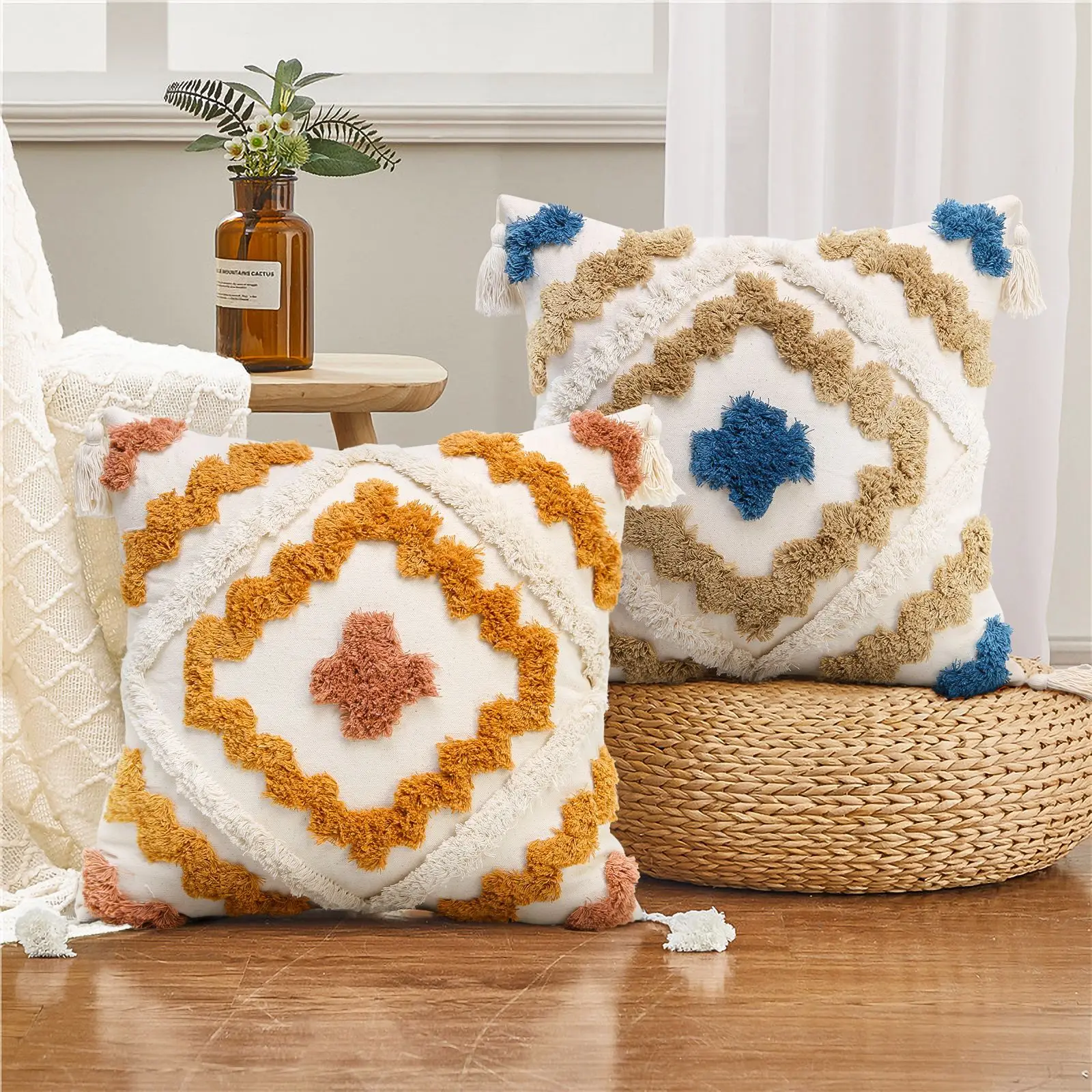 

Bohemian Decorative Throw Pillow Cover with Tassel Geometric Patterns Colorful Tufted Fringes Cushion Cover for The Sofa, Bed