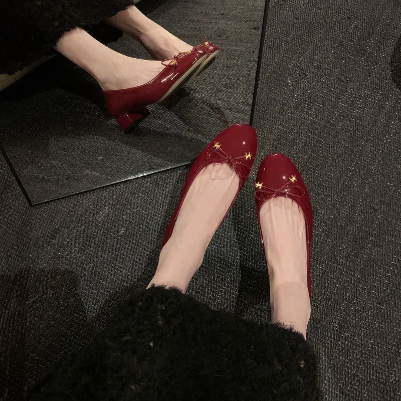 Women Genuine Leather Flat Shoes with Bow Decoration Loafers Metal Decoration Shallow Mouth Women Shoes Outdoor Casual Shoes view 3